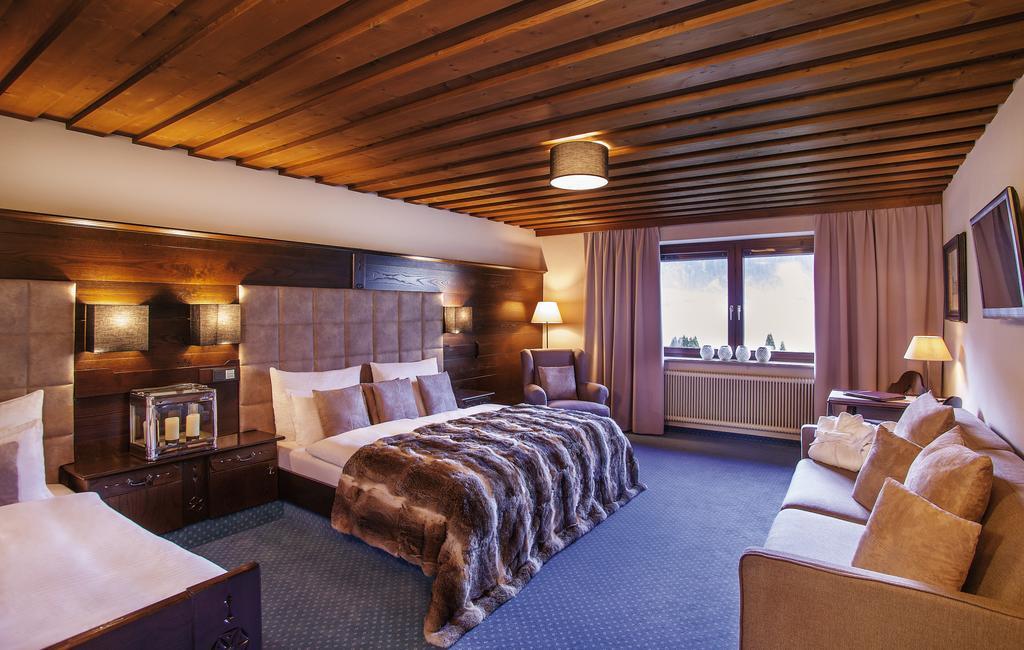 Boutiquehotel Saeumler 齐勒河谷采尔 外观 照片